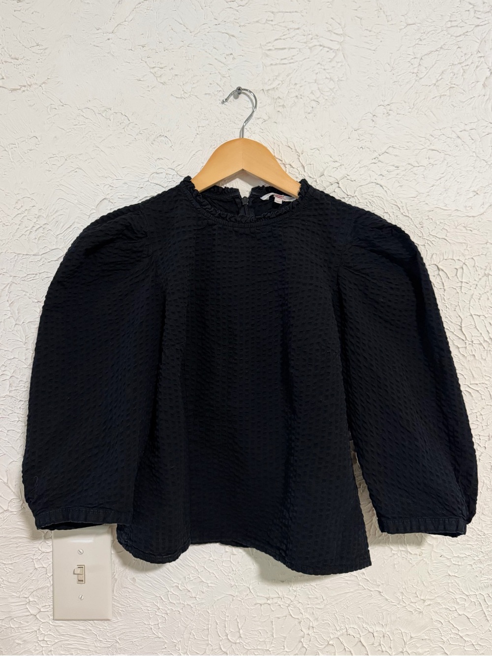Levi's Puff Sleeve Blouse